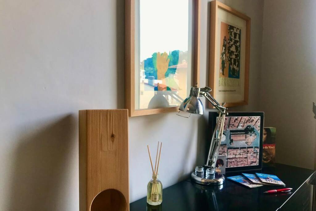 Sunny Top Floor In San Frediano Флоренция Екстериор снимка