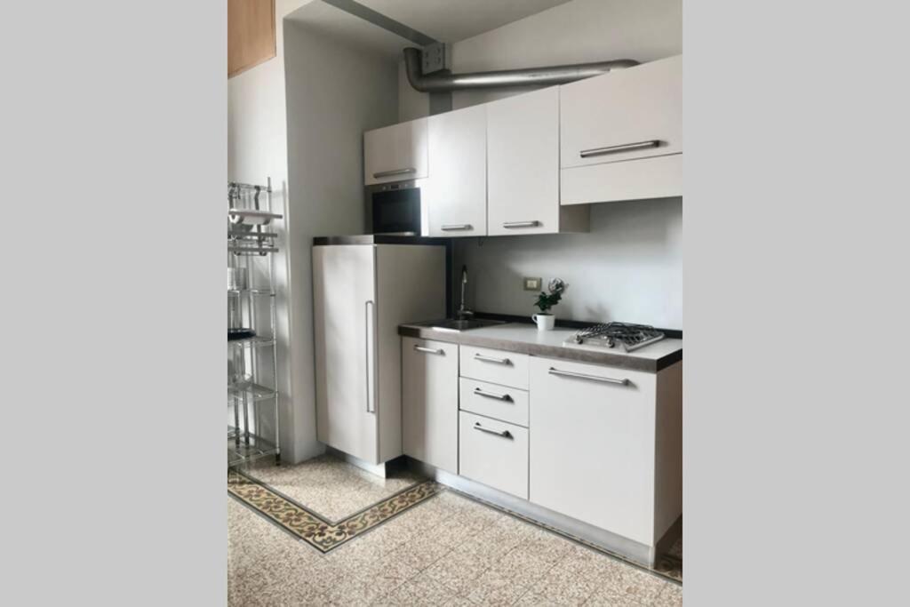 Sunny Top Floor In San Frediano Флоренция Екстериор снимка