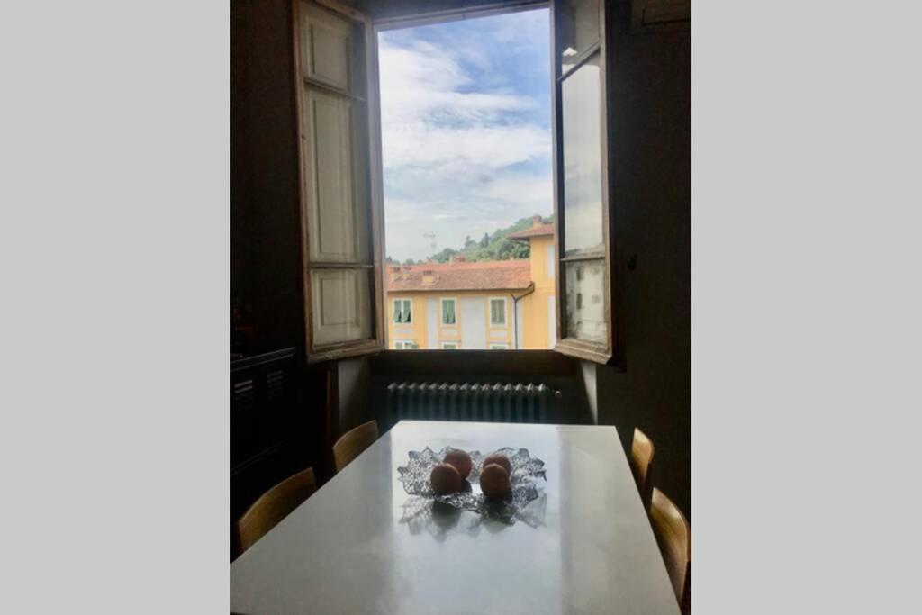 Sunny Top Floor In San Frediano Флоренция Екстериор снимка